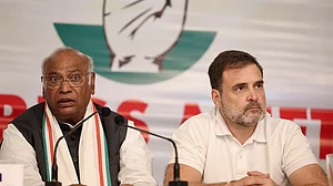 खड़गे-राहुल गांधी का देश के ग्रामीणों के नाम पत्र, कहा- काम के अधिकार को अब रेवड़ी बना देगी मोदी सरकार