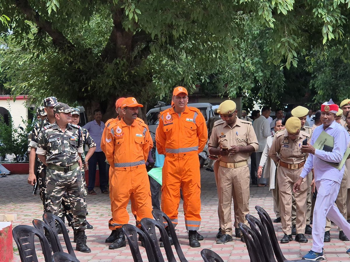 उत्तर प्रदेश में आज शाम 6 बजे होगा ब्लैकआउट, सायरन के साथ बंद करनी होंगी सभी लाइटें