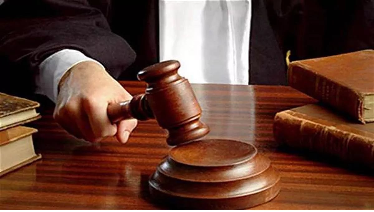 संभल में फिर बदले CJM, महज 2 दिन में आदित्य सिंह का ट्रांसफर, अब दीपक कुमार जायसवाल को जिम्मेदारी