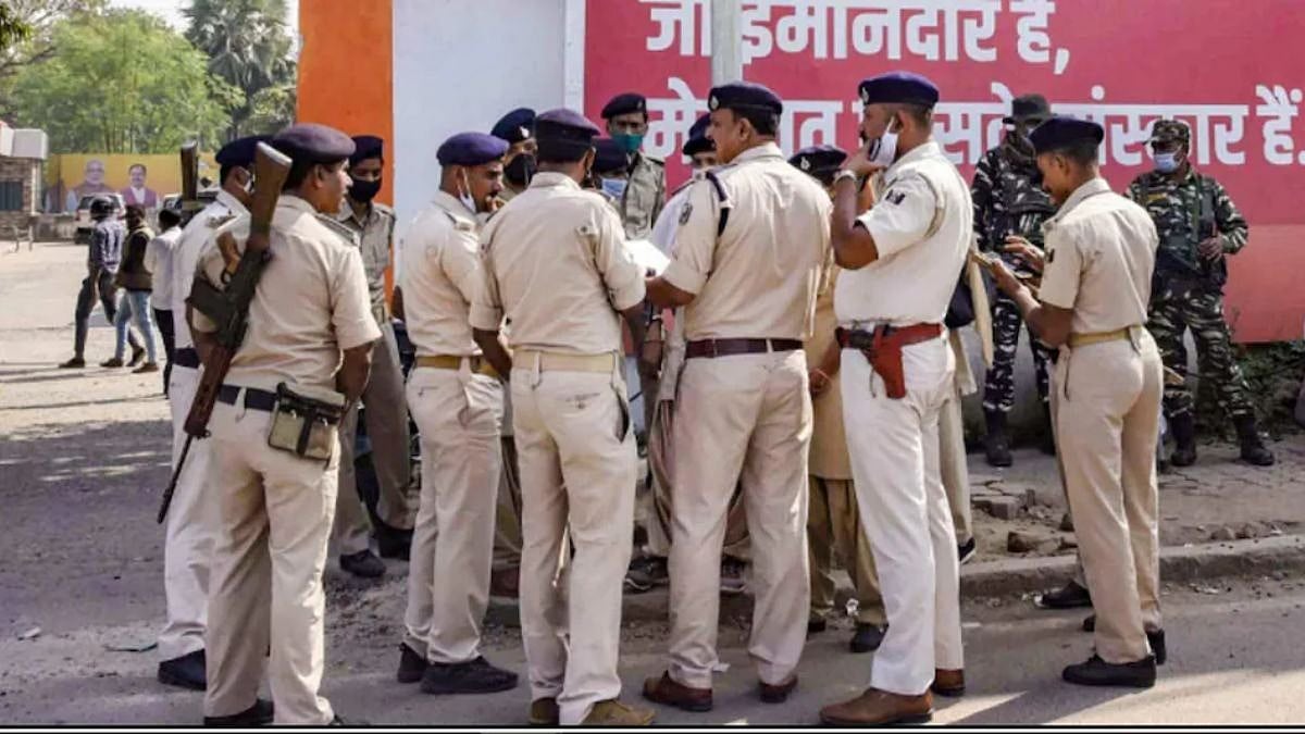 बिहार में नीट अभ्यर्थी मौत मामला: पिता ने न्याय न मिलने पर आत्मदाह की दी धमकी, कहा- जांच से संतुष्ट नहीं