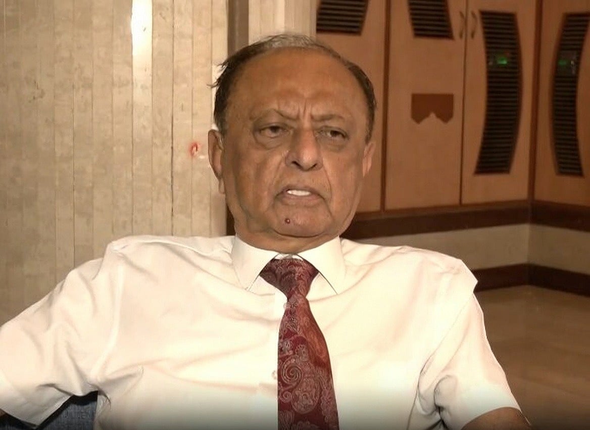 'ऐसे फैसले नागरिकों के संवैधानिक अधिकारों से...', चार धाम मंदिरों में गैर-हिंदुओं के प्रवेश पर बैन पर मजीद मेमन ने उठाए सवाल