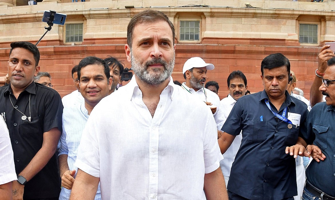 सरकार के इशारे पर आपने बोलने से रोका, यह लोकतंत्र पर काला धब्बा- राहुल गांधी ने बिरला को लिखा पत्र 