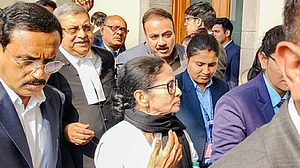 आईपैक मामला: CM ममता बनर्जी के खिलाफ ईडी की याचिका पर सुनवाई करेगा सुप्रीम कोर्ट