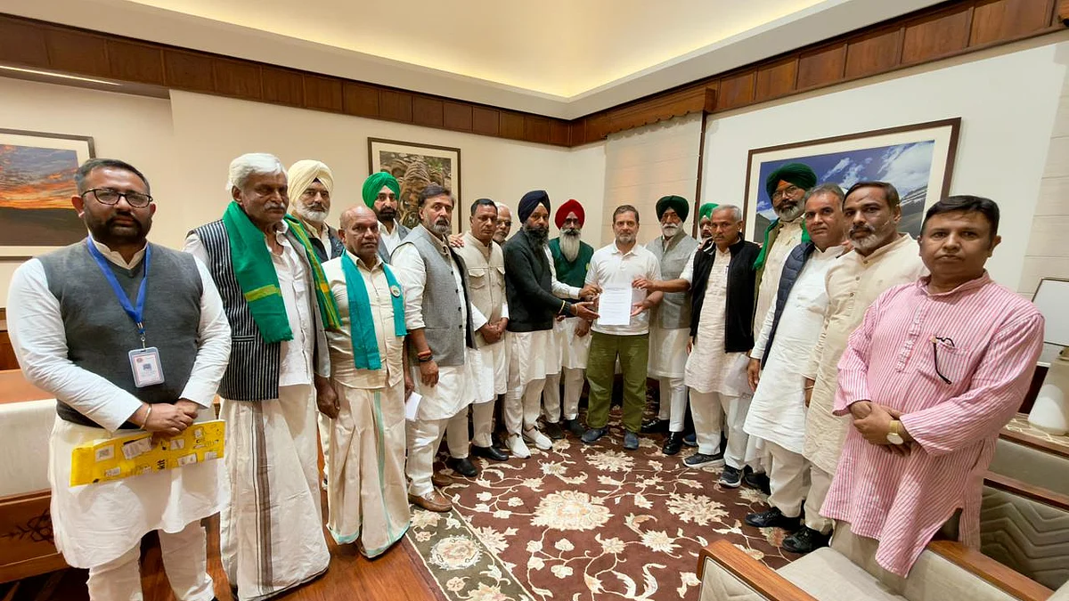 राहुल गांधी से संसद परिसर में मिले किसान संगठनों के नेता
