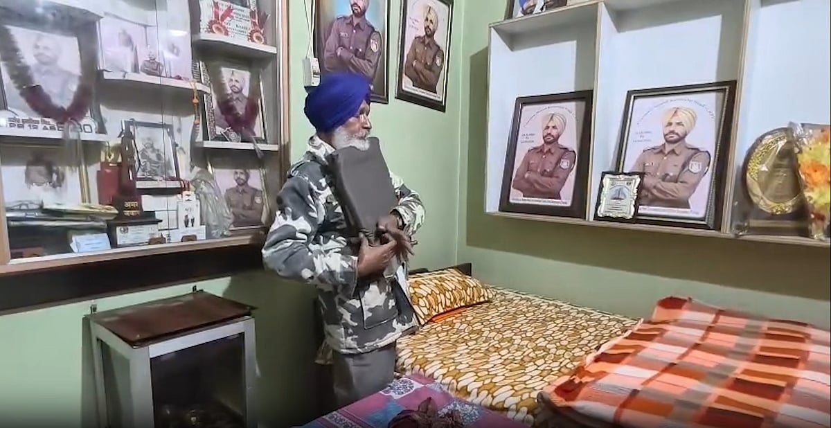 श्री आनंदपुर साहिब के रौली गांव के शहीद कुलविंदर सिंह का परिवार