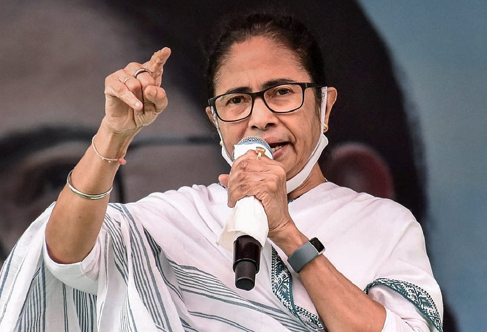 बीजेपी ने बंगाल में 100 से अधिक सीटें लूटीं, भारी धांधली से जनादेश लूटा गया: ममता बनर्जी