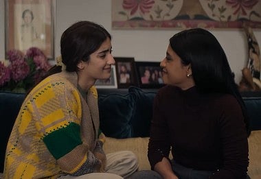सिनेजीवन: सोशल मीडिया बैन के समर्थन में उतरे कुणाल कपूर और सरगुन मेहता ने अफवाह उड़ाने वालों की लगाई क्लास