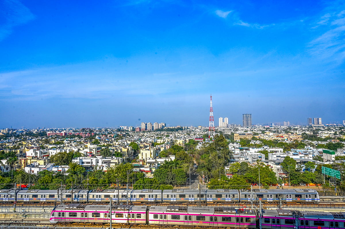 दिल्ली NCR में अब गर्मी दिखाएगी तेवर, 30 डिग्री सेल्सियस तक जा सकता है तापमान, तेज हवाओं के चलते AQI में सुधार