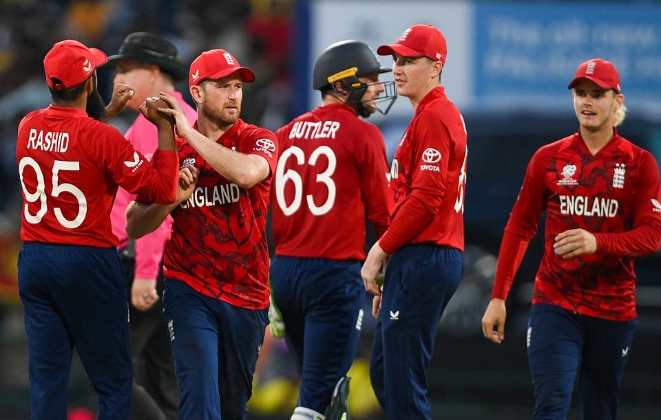 T20 World Cup 2026: सुपर-8 में आज इंग्लैंड और पाकिस्तान के बीच मुकाबला, जानें अभी तक के दोनों टीमों के सफर के बारे में