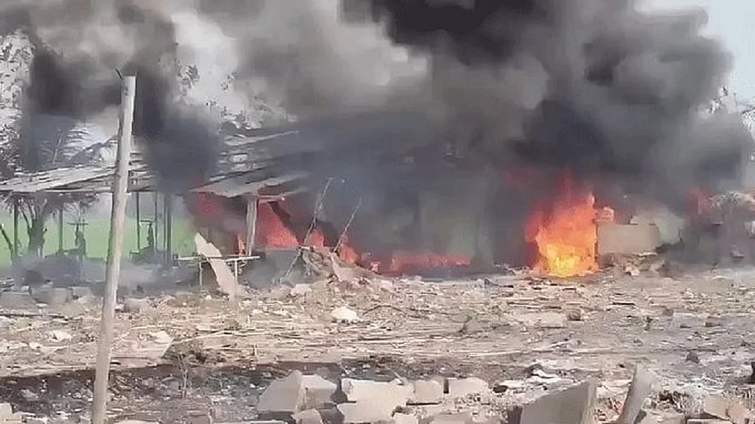 आंध्र प्रदेश में पटाखा निर्माण इकाई में विस्फोट से 18 लोगों की मौत, 6 लोग गंभीर रूप से घायल