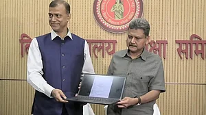 बिहार में इंटरमीडिएट के परीक्षा परिणाम घोषित, 85 प्रतिशत परीक्षार्थी उत्तीर्ण घोषित, लड़कियों ने फिर मारी बाजी