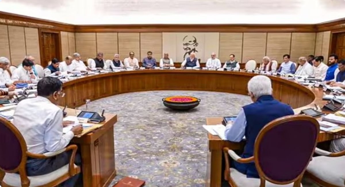 सर्वदलीय बैठक में सरकार का जवाब संतोषजनक नहीं था, संसद में चर्चा होनी चाहिए: विपक्ष
