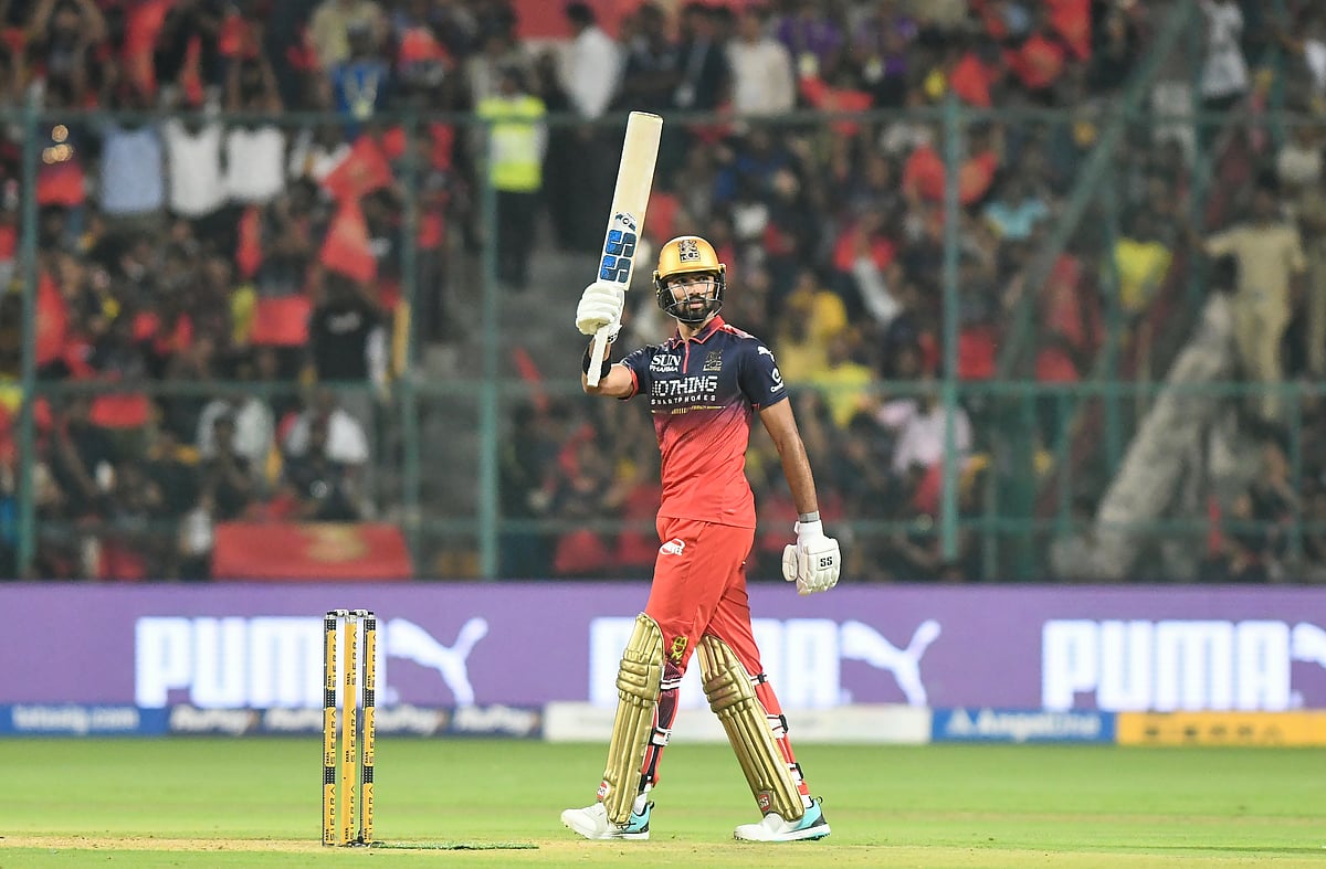 IPL 2026: पडिक्कल-डेविड ने खेली धमाकेदार पारी, आरसीबी ने 3 विकेट खोकर बनाए 250 रन