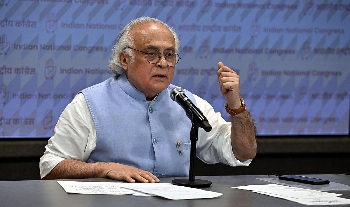 'स्वयंभू विश्वगुरु बेनकाब', जयराम रमेश बोले- US-ईरान जंग में पाक की मध्यस्थता मोदी सरकार की विदेश नीति के लिए झटका