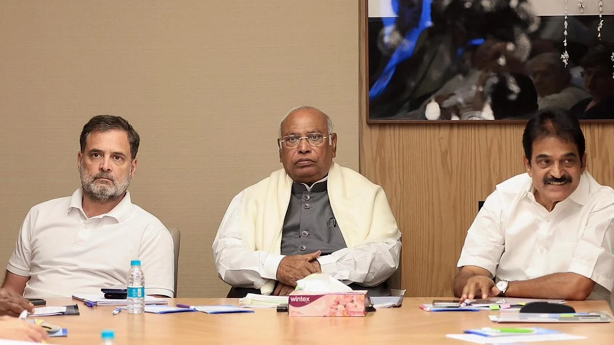 कांग्रेस संगठन में बड़ा फेरबदल, सचिन पायलट को पंजाब की जिम्मेदारी, बघेल को असम और सुरजेवाला को गुजरात का प्रभार