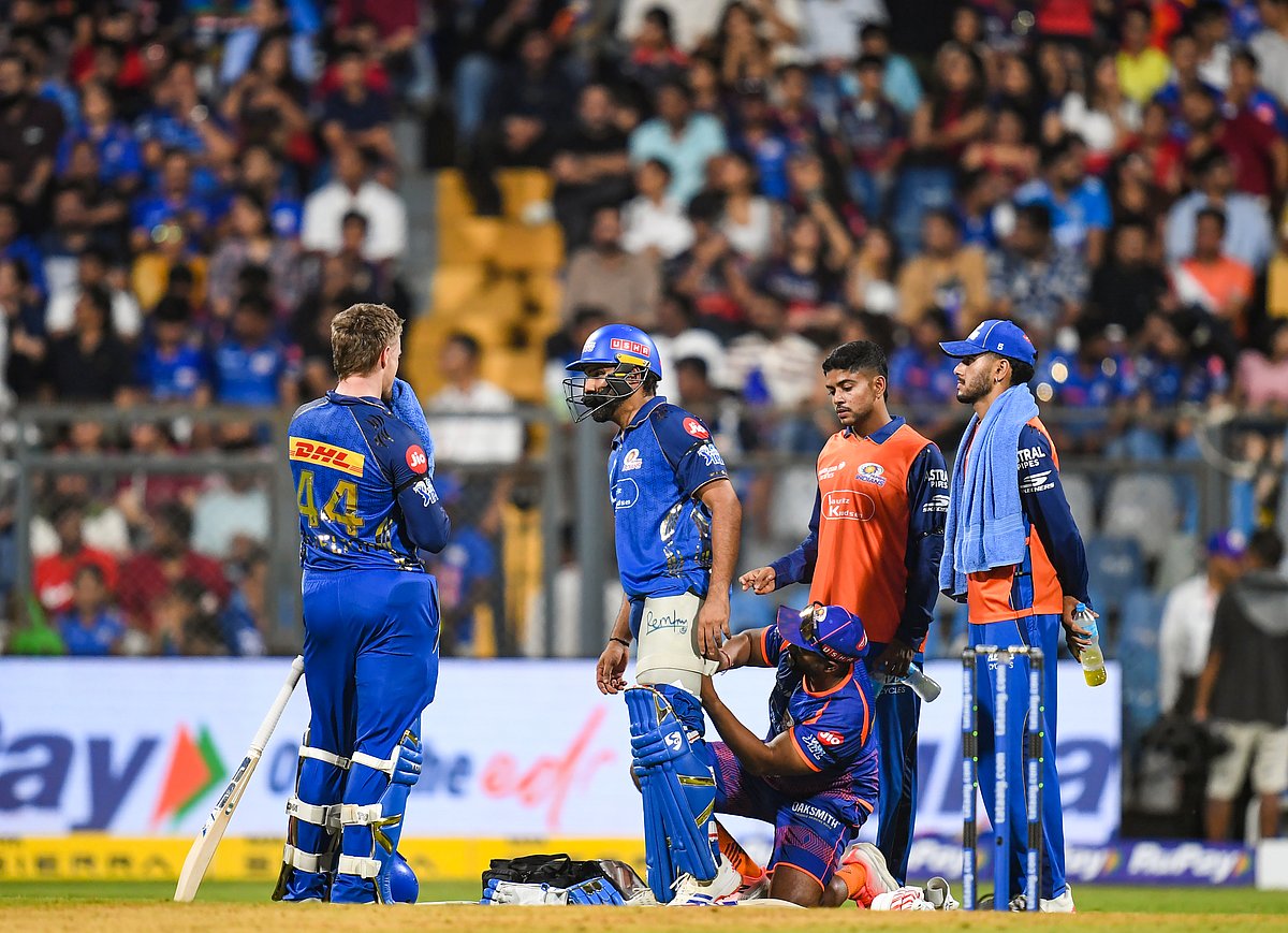 खेल: IPL में मुंबई इंडियंस की बढ़ सकती हैं मुश्किलें और ब्रेट ली ने आशा भोसले को दी भावुक श्रद्धांजलि