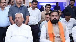 बिहार में नीतीश युग का अंत! मुख्यमंत्री पद से इस्तीफा देंगे, आज होगा नए सीएम के नाम का फैसला