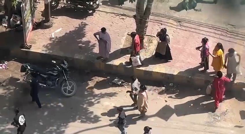 नोएडा में अब सोसायटी की मेड ने भी पैसे बढ़ाने की मांग को लेकर किया हंगामा, पुलिस अलर्ट