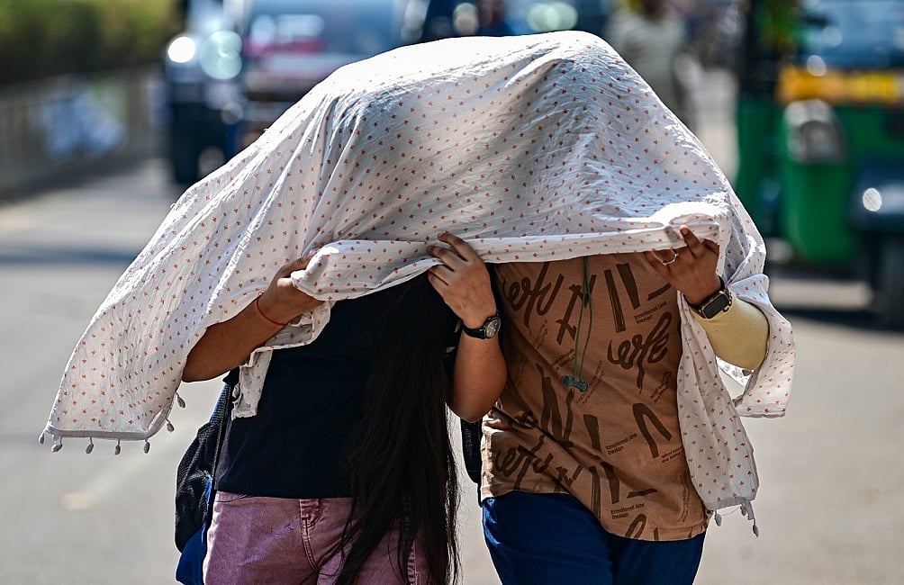 दिल्ली में लू का 'येलो अलर्ट', पारा 44°C तक जाने के आसार