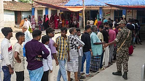 विधानसभा चुनाव: पश्चिम बंगाल में 91.46 और तमिलनाडु में 84.41 प्रतिशत मतदान, मतदाताओं में जबरदस्त उत्साह