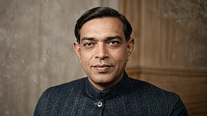 राष्ट्रकवि दिनकर की पुण्यतिथि: जिनकी कविता आज भी जगाती है साहस और स्वाभिमान
