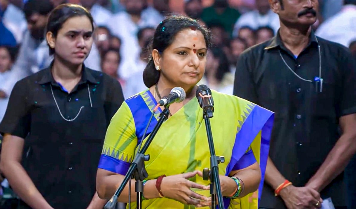 तेलंगाना में नए दल का ऐलान, केसीआर की बेटी के. कविता ने 'तेलंगाना राष्ट्र सेना' नाम से पार्टी की घोषणा की