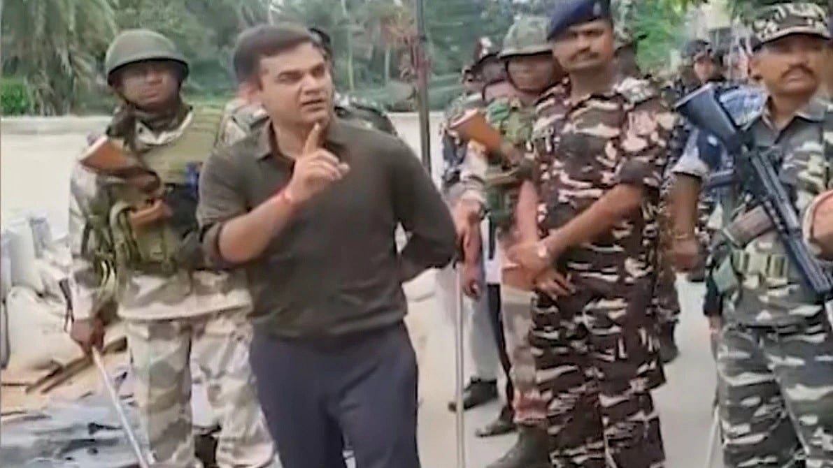 बंगाल में तैनात चुनाव आयोग के पुलिस पर्यवेक्षक आईपीएस अजय पाल शर्मा