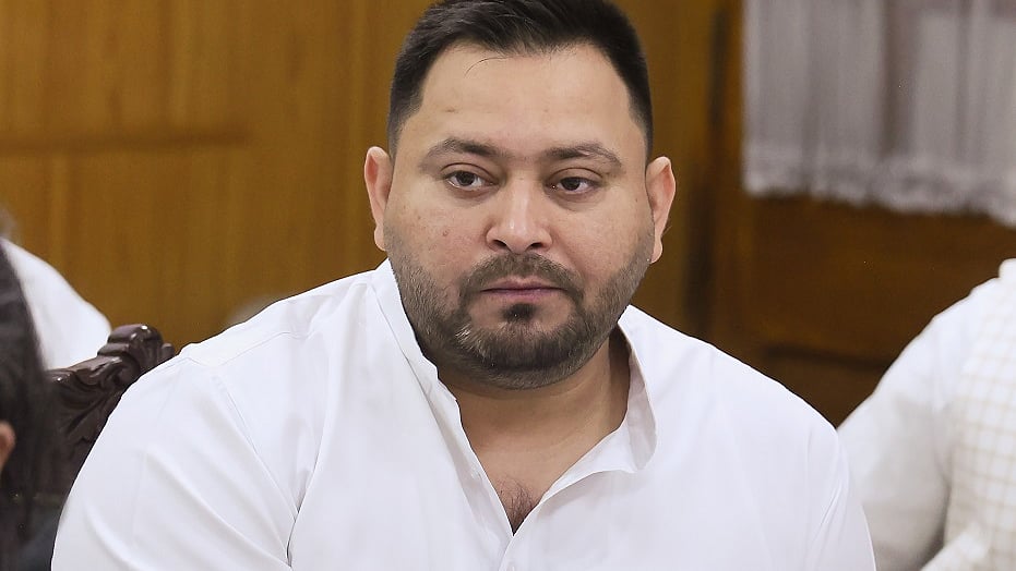'बिहार के वित्तीय हालत बेहद चिंताजनक', तेजस्वी ने पूछा- क्या दिवालिया होने के कगार पर है राज्य? 