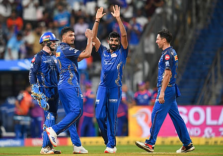 IPL 2026 CSK vs MI: चेन्नई सुपर किंग्स के खिलाफ मुंबई इंडियंस का पलड़ा भारी, मोहम्मद कैफ के इस दावे का आधार क्या है?