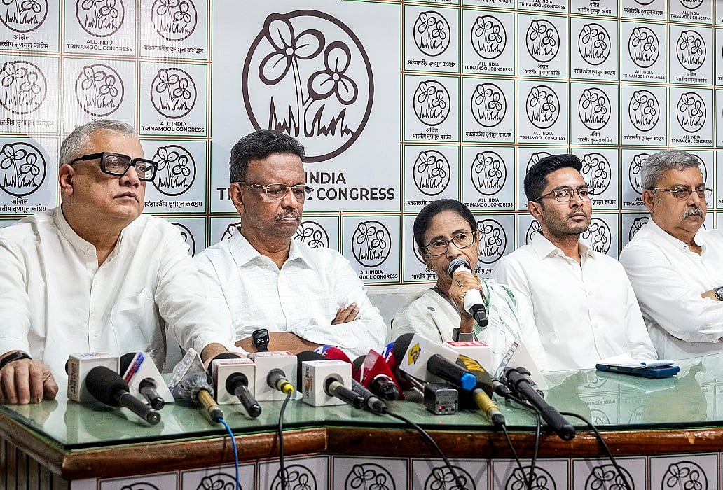 ममता ने इस्तीफा देने से किया इनकार, कहा- चुनाव परिणाम जनता का जनादेश नहीं, बल्कि साजिश का नतीजा