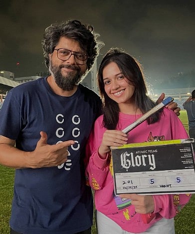 सिनेजीवन: इलियाना डिक्रूज ने दिखाई मातृत्व की असली झलक और नोरा फतेही ने महिला आयोग के सामने मांगी माफी