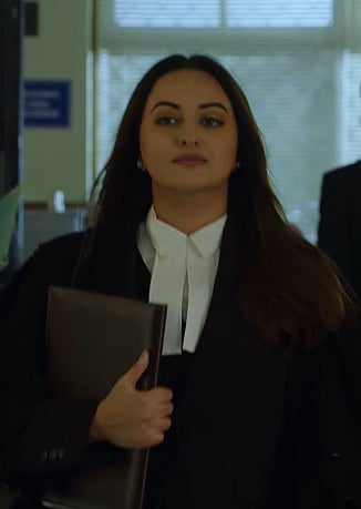 सिनेजीवन: 'सिस्टम' का ट्रेलर रिलीज, दमदार लुक में नजर आईं सोनाक्षी और नर्स बनना चाहती थी सनी लियोनी 