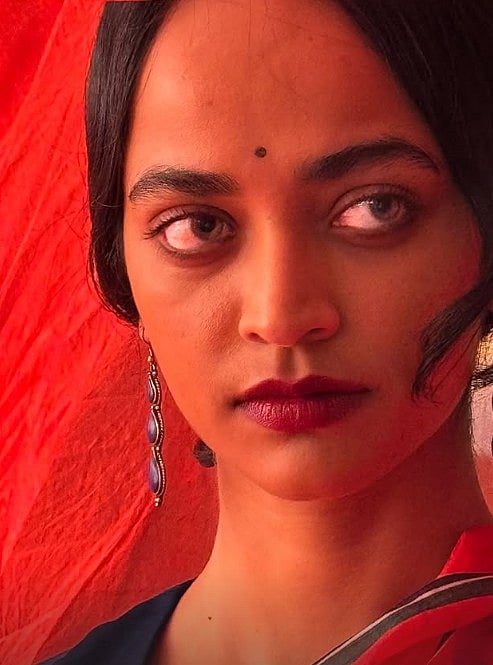 सिनेजीवन: 'सिस्टम' का ट्रेलर रिलीज, दमदार लुक में नजर आईं सोनाक्षी और नर्स बनना चाहती थी सनी लियोनी 