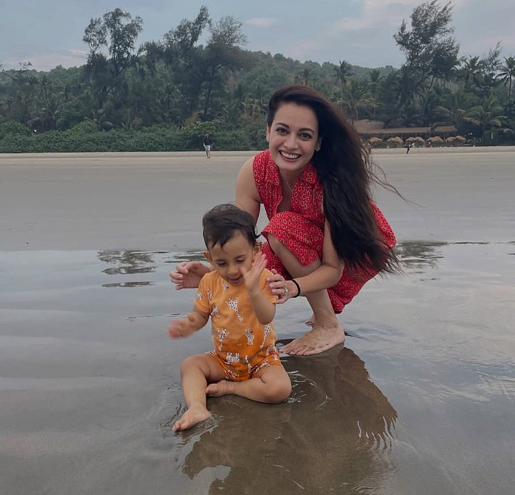 सिनेजीवन: तलाक की अफवाहों के बीच डिनर डेट पर दिखीं मौनी रॉय और बेटे अव्यान के जन्मदिन पर भावुक हुईं दीया मिर्जा