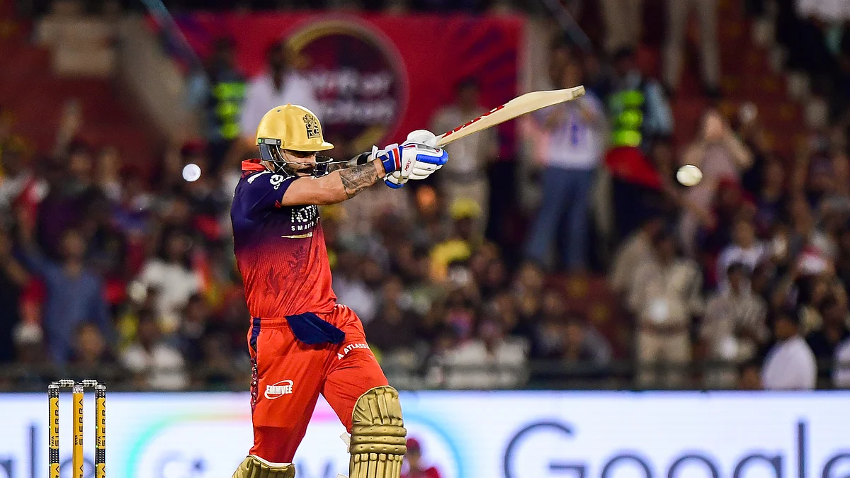 IPL में 9वें शतक के साथ विराट कोहली ने लगाई रिकॉर्ड्स की झड़ी
