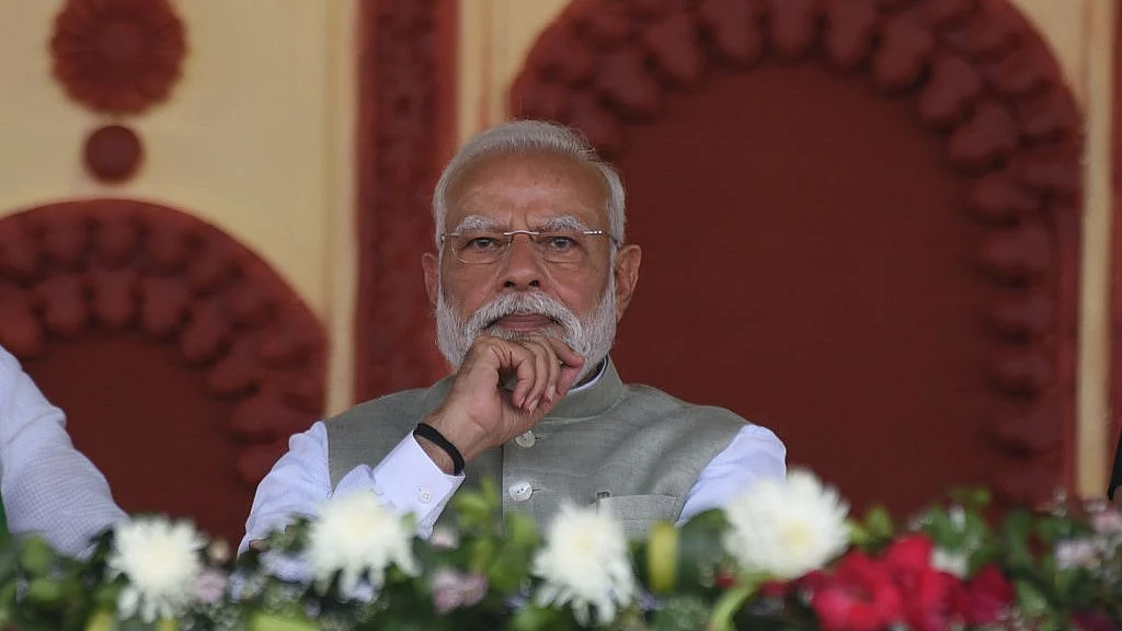 प्रधानमंत्री जी, आप जिस त्याग की मांग कर रहे हैं, उसका सबसे ज्यादा बोझ आखिर पड़ेगा किस पर?