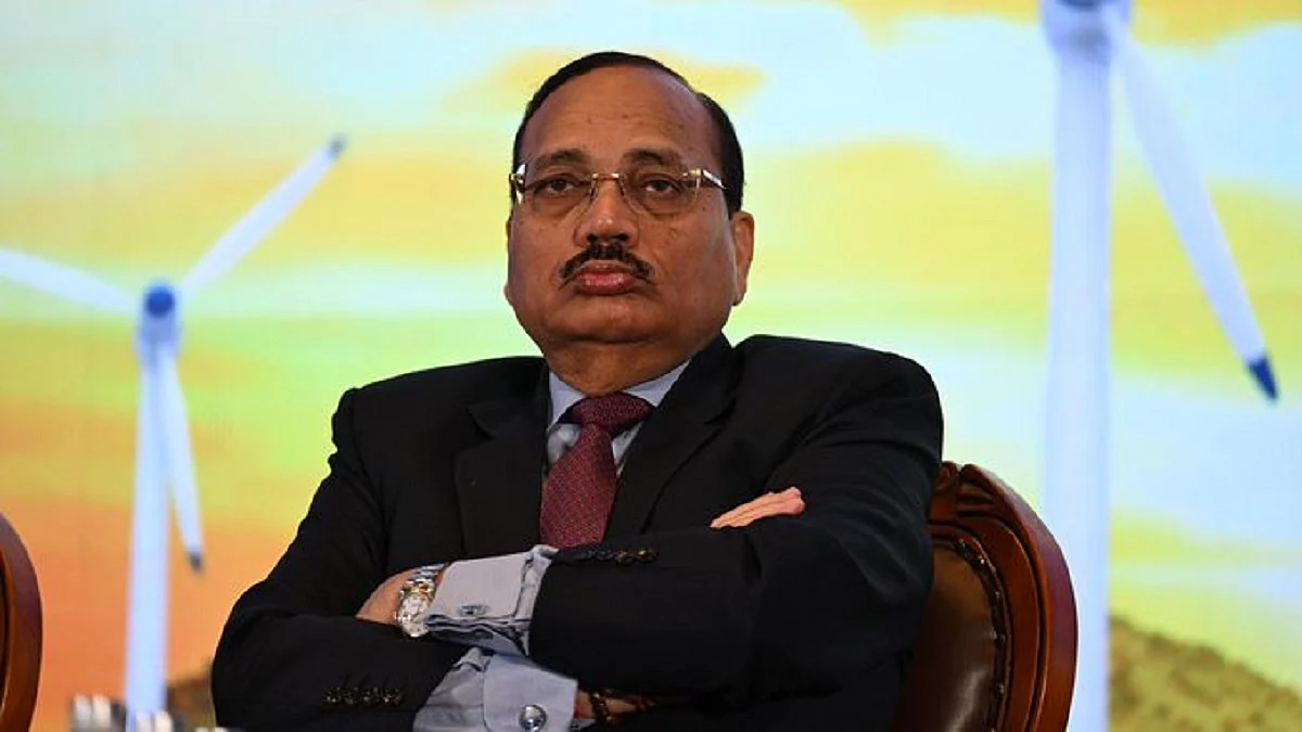 विष्णु नागर का व्यंग्यः मी लॉर्ड, आप आज जहां हैं, कल वहां नहीं होंगे, तब आपके पास सिर्फ समय होगा और कुछ नहीं!
