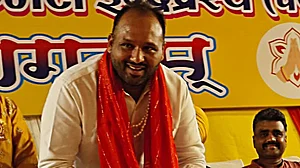 बड़ी खबर LIVE: AAP नेता दीपक सिंगला को ED ने किया गिरफ्तार, ब्रैंक फ्रॉड-मनी लॉन्ड्रिंग का आरोप