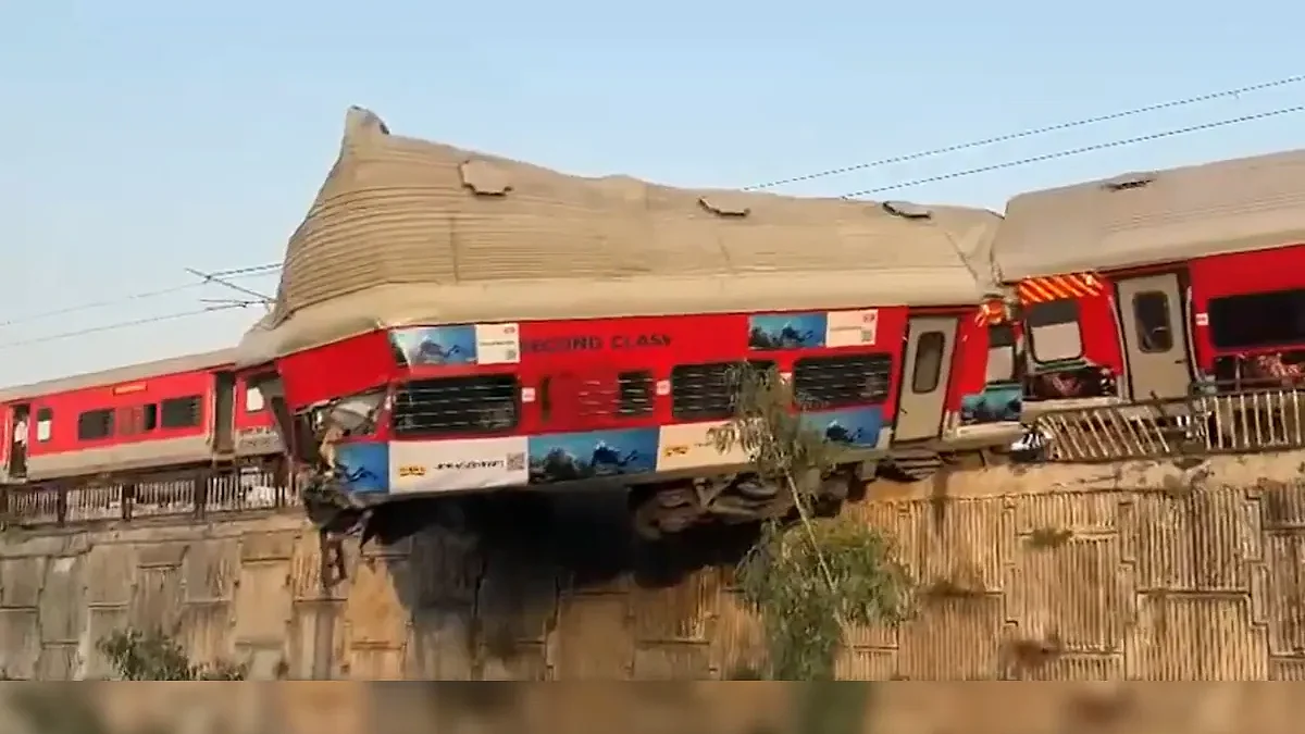 ऋषिकेश में बड़ा रेल हादसा, उज्जैनी एक्सप्रेस पटरी से उतरी