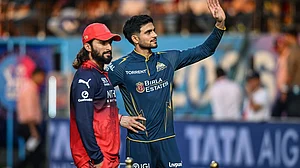IPL 2026: जीटी ने जीता टॉस, आरसीबी को दिया पहले बैटिंग का मौका, फाइनल में जगह बनाना दोनों टीम का लक्ष्य