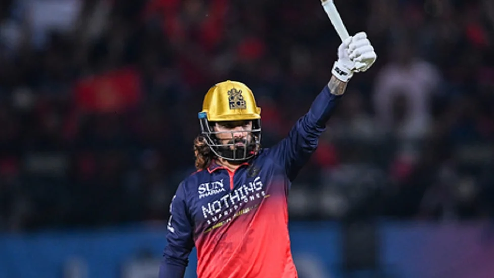 IPL2026: पाटीदार की विस्फोटक पारी, आरसीबी ने जीटी को दिया 255 रन का लक्ष्य, रबाडा ने रचा इतिहास