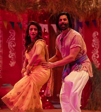 सिनेजीवन: बॉबी देओल ने साझा किया 'अल्फा' का अनुभव और खुद को बहुत सीरियसली नहीं लेते सैफ अली खान