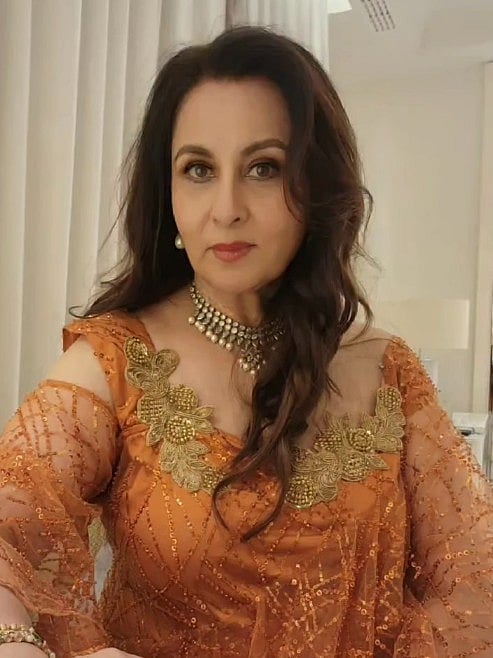 सिनेजीवन: भाग्यश्री से शादी पर हिमालय के परिवार को मिले थे ताने और मृणाल ठाकुर ने दिया खास प्रोजेक्ट का हिंट