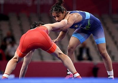विनेश फोगाट ने पास किया वजन-माप