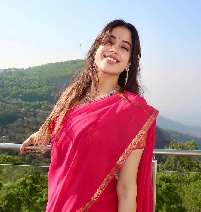 सिनेजीवन: दीपक तिजोरी ने राहुल रॉय को लेकर फैली अफवाहों पर लगाया विराम और केएल राहुल संग चिल करते दिखे अहान शेट्टी
