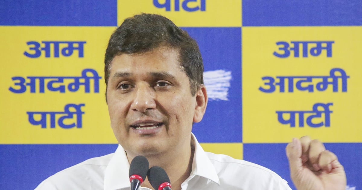 दिल्ली: सौरभ भारद्वाज की मुश्किलें बढ़ी, आप नेता के खिलाफ दर्ज हुई एफआईआर