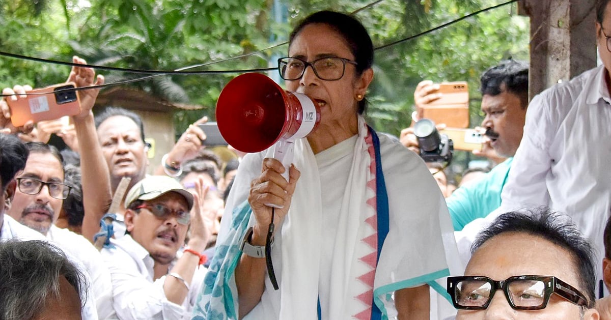 navjivanindia%2F2026-06-04%2F3wjawvr8%2FMamata-Banerjee.jpg?rect=0%2C24%2C1021%2C536&w=1200&ar=40%3A21&auto=format%2Ccompress&ogImage=true&mode=crop&enlarge=true&overlay=false&overlay_position=bottom&overlay_width=100
