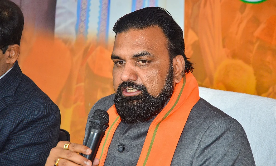 राबड़ी आवास विवाद सीएम सम्राट को पड़ गया भारी, अब मुख्यमंत्री आवास से नहीं जुड़ेगा 5 देशरत्न मार्ग वाला बंगला