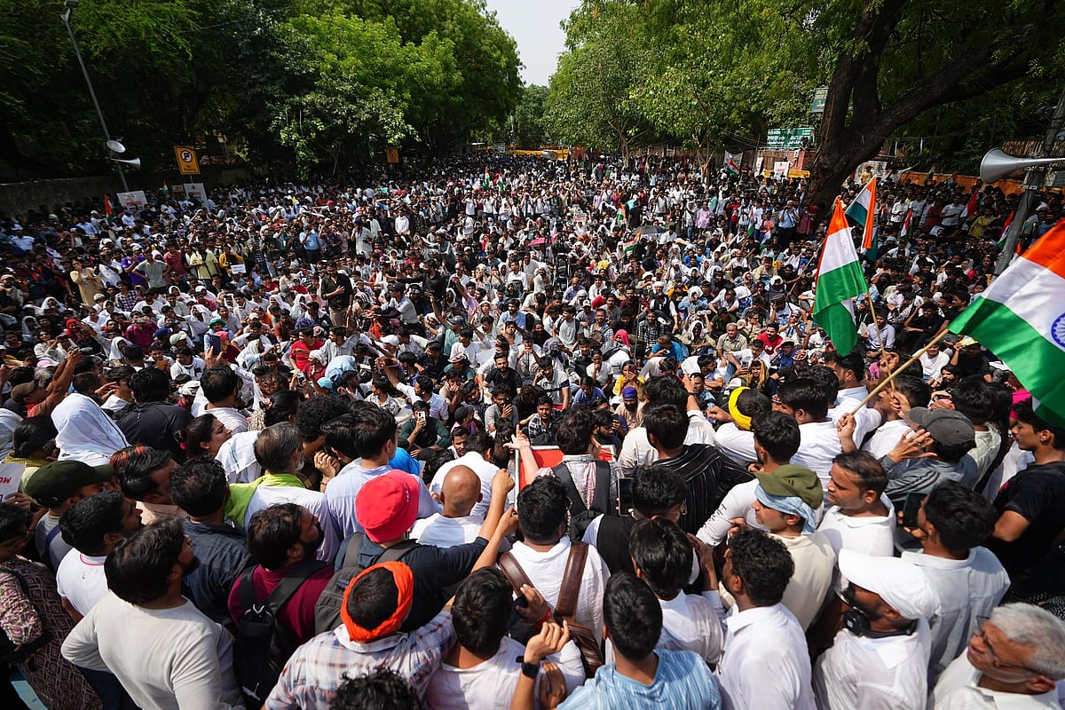 navjivanindia%2F2026-06-06%2Fija3x0vl%2FHKH8mVvWcAAAmWu.jpg?rect=0%2C46%2C2048%2C1075&w=1200&ar=40%3A21&auto=format%2Ccompress&ogImage=true&mode=crop&enlarge=true&overlay=false&overlay_position=bottom&overlay_width=100
