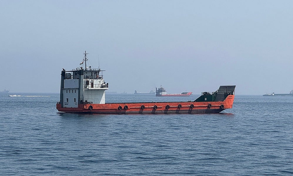 navjivanindia%2F2026-06-08%2Fj1r5gw5c%2FHormuz-Strait.JPG?rect=0%2C51%2C997%2C523&w=1200&ar=40%3A21&auto=format%2Ccompress&ogImage=true&mode=crop&enlarge=true&overlay=false&overlay_position=bottom&overlay_width=100